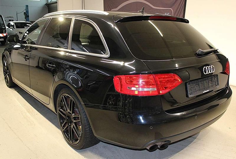 Gebraucht Audi A4 Ambition 160 PS (117 kW) 2009 Brillantschwarz Kombi