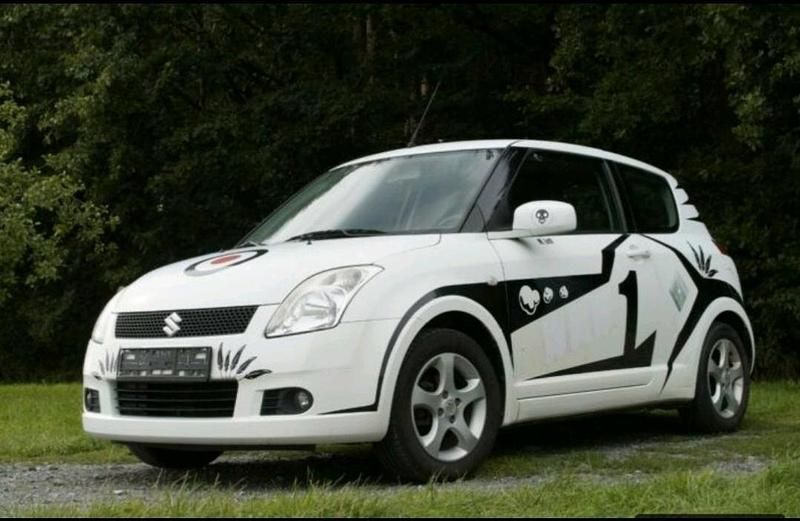 Weiß Gebraucht 2006 Suzuki Swift Comfort+ Kleinwagen | 499 € (Superpreis) - Bild 1/4