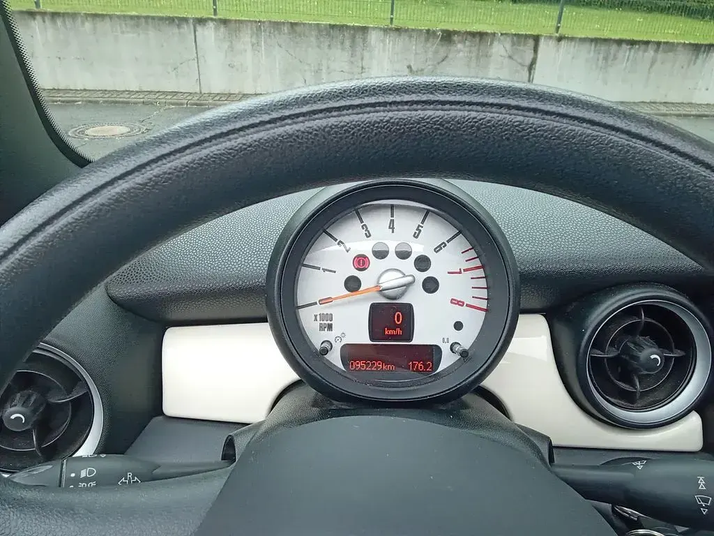 Occasion Mini One Cabriolet 98 ch (72 kW) 2011 Blanc Cabriolet