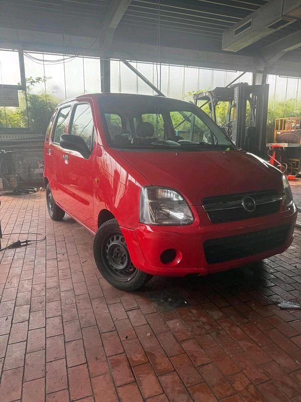 Rot Gebraucht 2003 Opel Agila Kleinwagen | 900 € - Bild 1/4