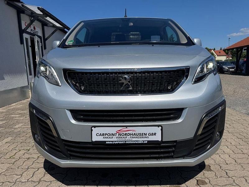 Gebraucht Peugeot Expert Premium 150 PS (110 kW) 2019 Grau Van
