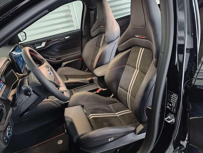 Gebraucht Ford Focus ST-Line X 155 PS (114 kW) 2025 Schwarz Kombi