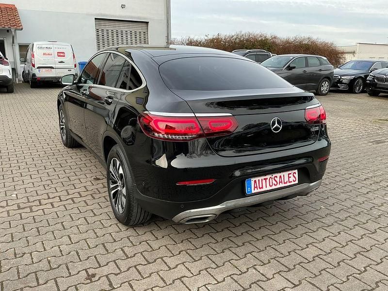 Gebraucht Mercedes GLC200 Business 163 PS (119 kW) 2019 Schwarz SUV