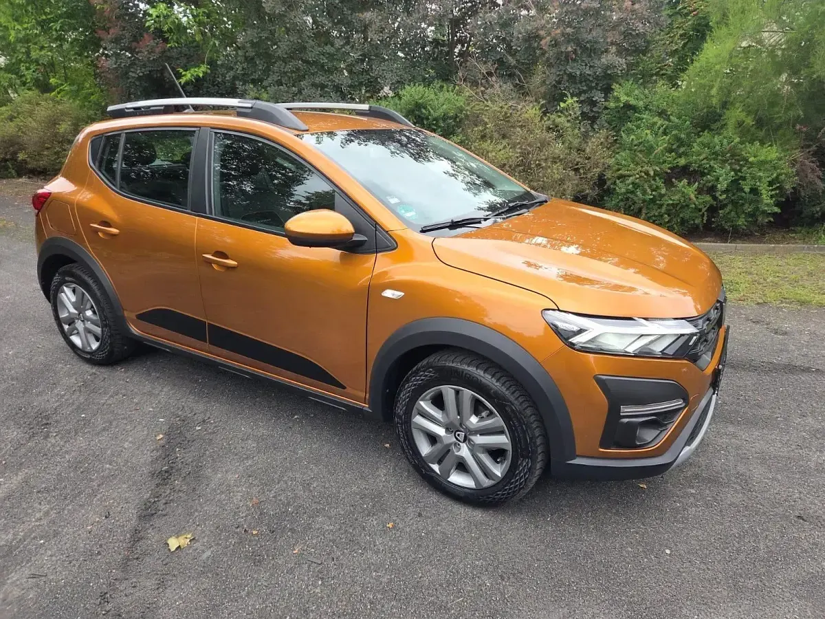 Gebraucht Dacia Sandero Stepway 91 PS (66 kW) 2021 Orange SUV