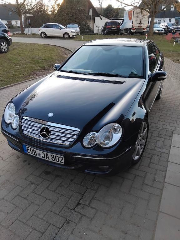 Gebraucht Mercedes CL230 204 PS (150 kW) 2007 Blau Coupé