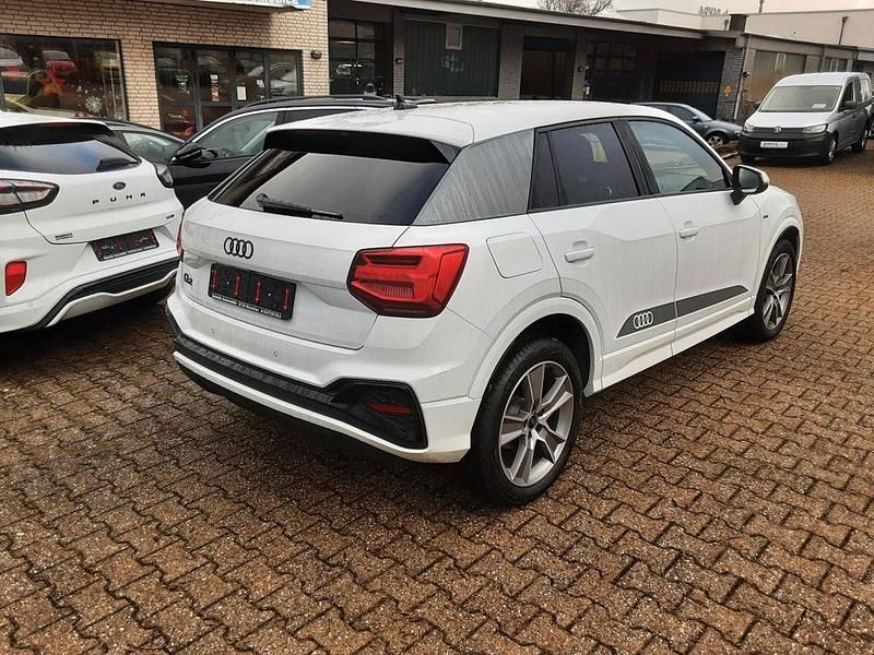 Gebraucht Audi Q2 S-Line 150 PS (110 kW) 2025 Weiß SUV