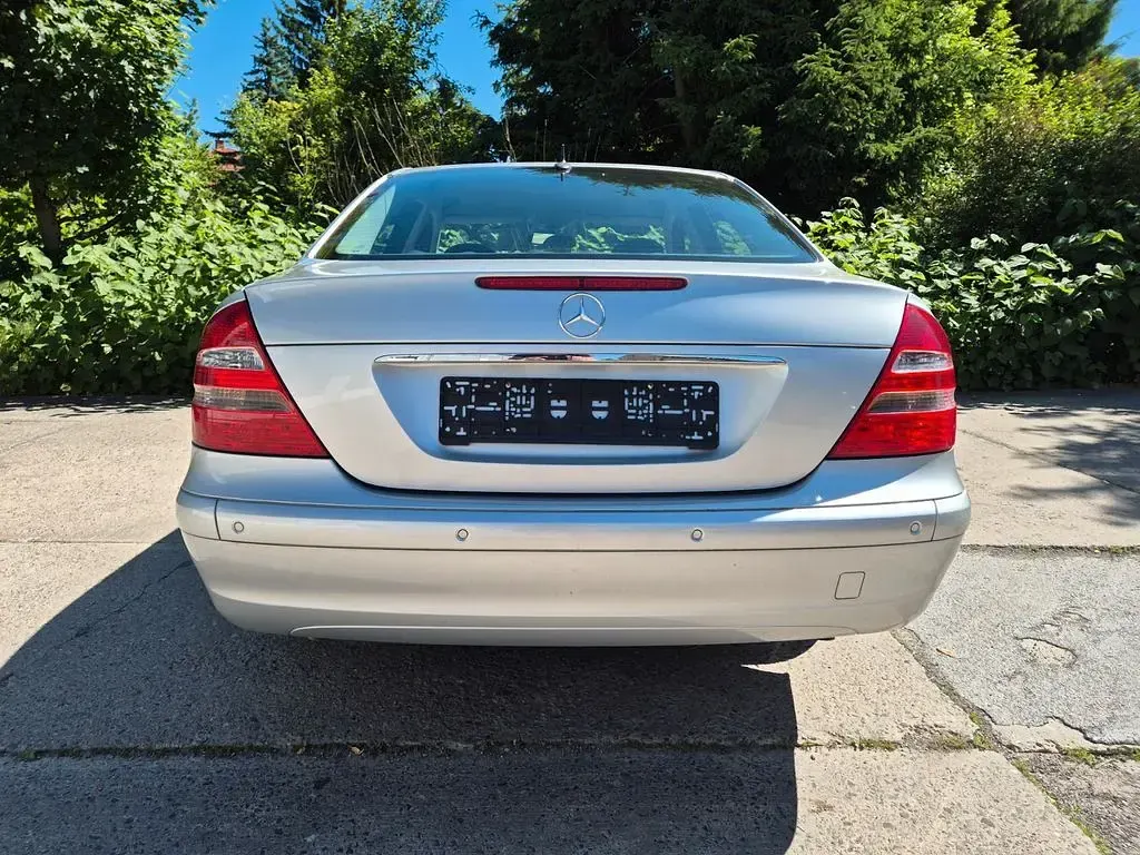 Gebraucht Mercedes E280 231 PS (169 kW) 2006 Silber Limousine