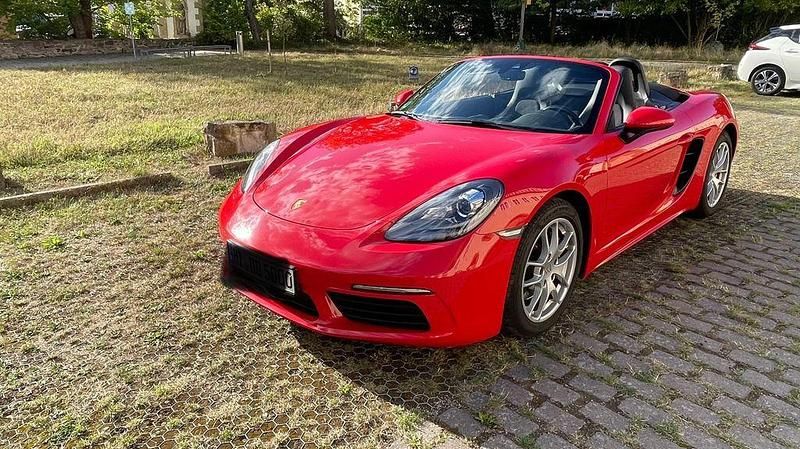 Rot Gebraucht 2016 Porsche 718 Cabrio | 57.200 € (Fairer Preis) - Bild 1/4