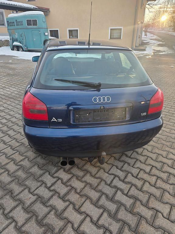 Gebraucht Audi A3 Ambiente 125 PS (91 kW) 1999 Blau Kleinwagen