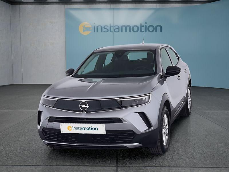 Grau Gebraucht 2023 Opel Mokka Edition SUV | 20.599 € (Fairer Preis) - Bild 1/4