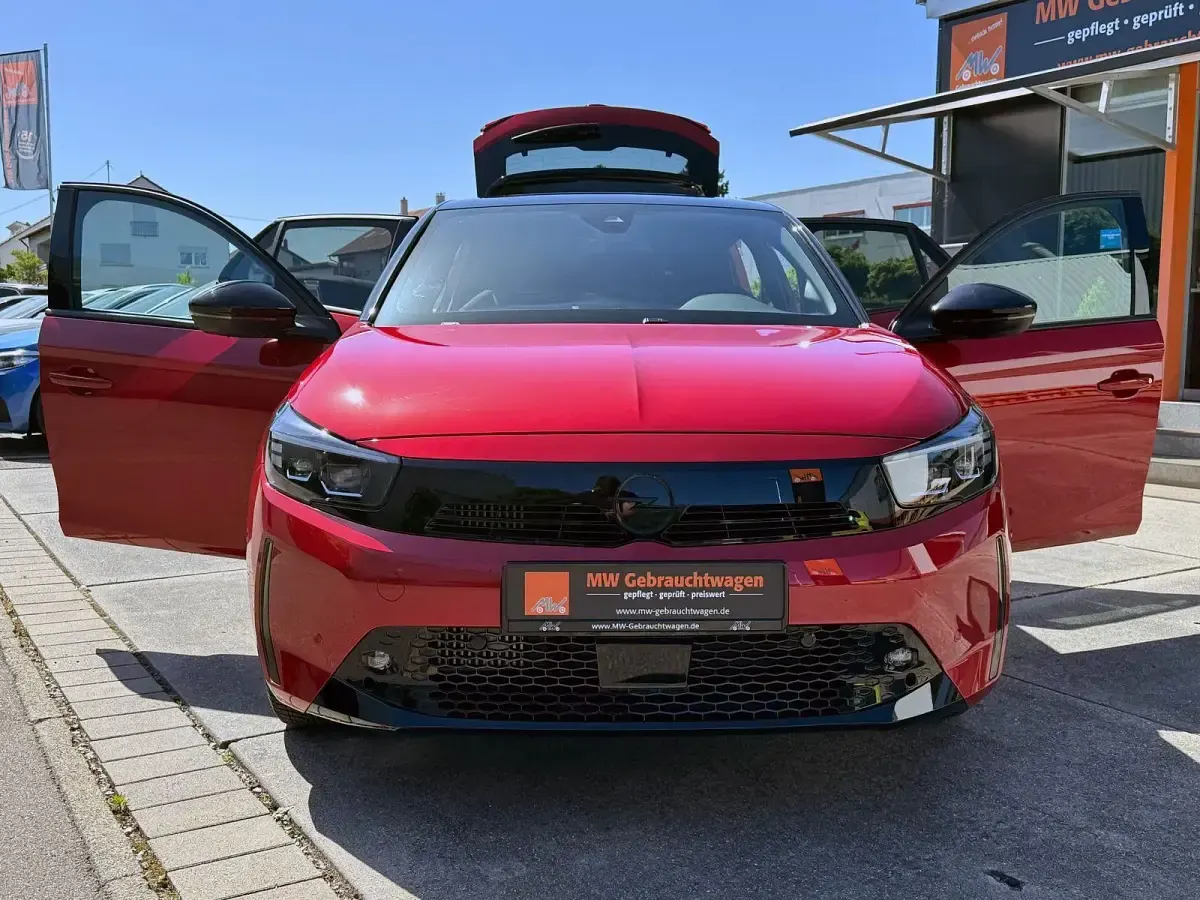 Gebraucht Opel Corsa 101 PS (74 kW) 2025 Rot Kleinwagen