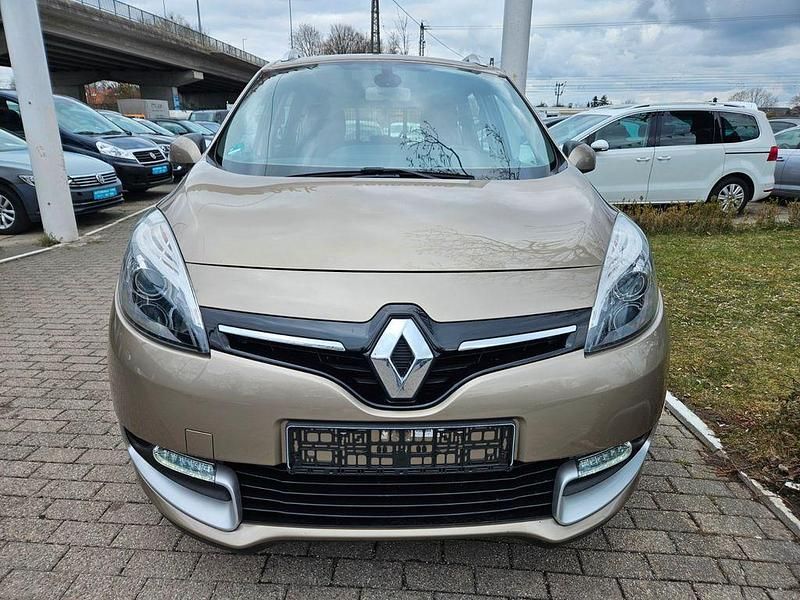 Gebraucht Renault Scénic III Initiale Paris 132 PS (97 kW) 2013 Braun Van / Kleinbus