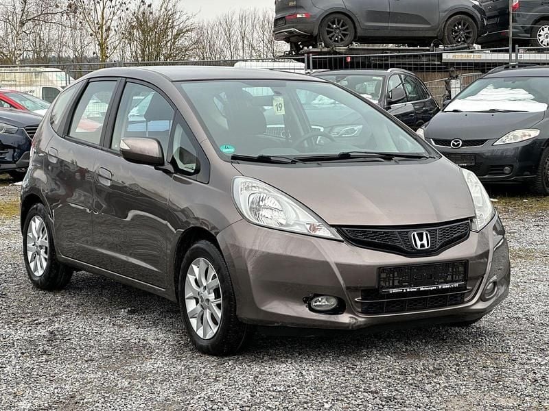 Gebraucht Honda Jazz Comfort 99 PS (72 kW) 2012 Grau Kleinwagen