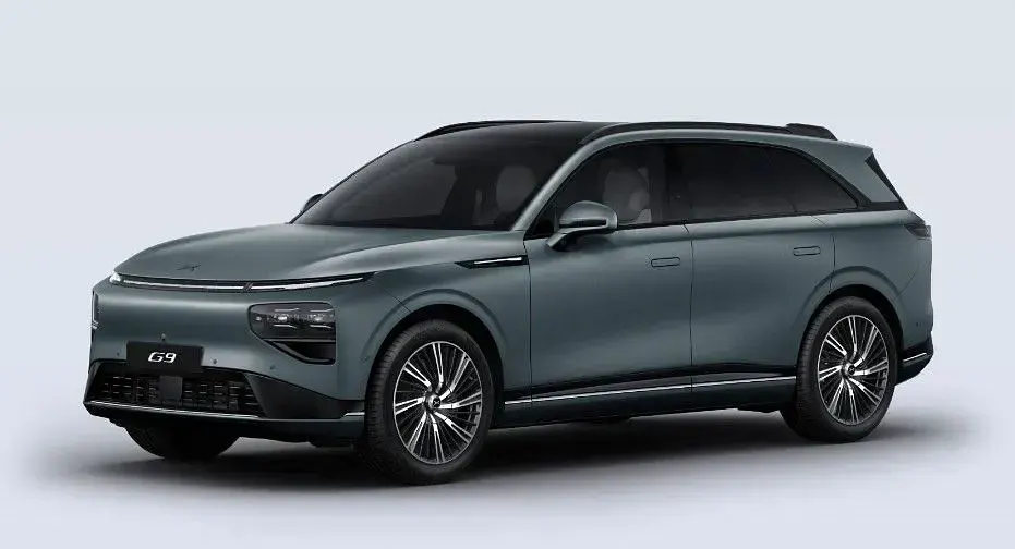 Neu XPENG G9 422 kW (575 PS) 2026 Grün SUV