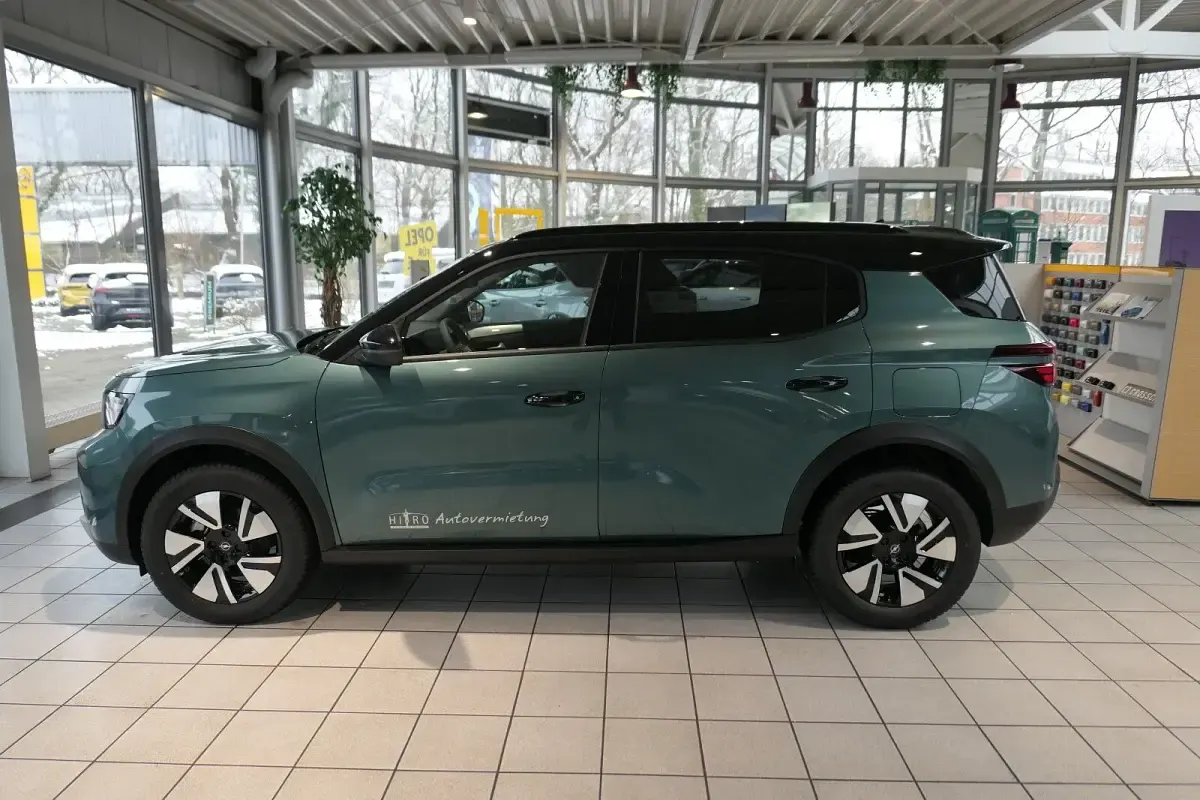 Gebraucht Opel Frontera GS Line 110 PS (80 kW) 2025 Khaki grün SUV