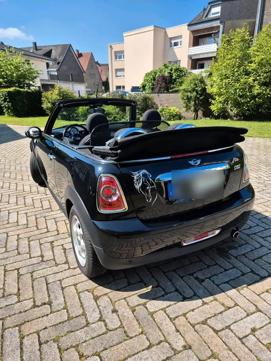 Usata Mini Cooper Cabriolet 98 CV (72 kW) 2014 Nero Cabrio