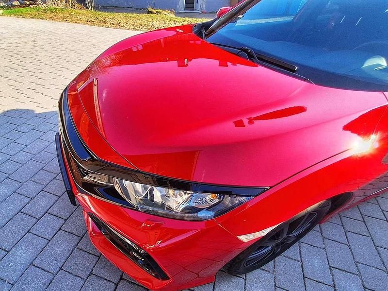 Gebraucht Honda Civic Elegance 129 PS (94 kW) 2017 Rot Limousine