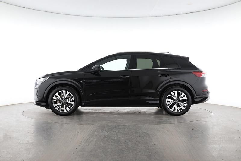 Gebraucht Audi Q4 e-tron Ambiente 210 kW (286 PS) 2024 Mythosschwarz SUV
