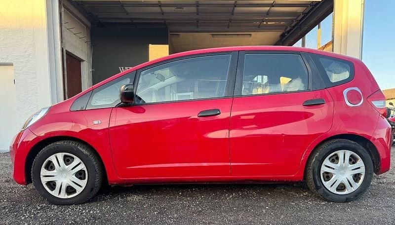 Gebraucht Honda Jazz 90 PS (66 kW) 2013 Rot Kleinwagen