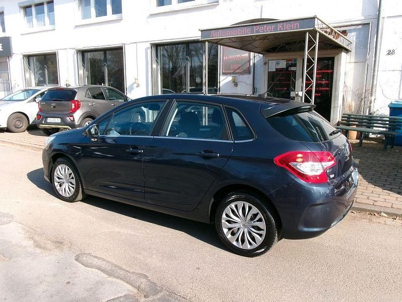 Gebraucht Citroën C4 Business Class 114 PS (83 kW) 2014 Blau Limousine