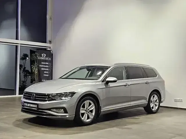 Gebraucht VW Passat Sport 200 PS (147 kW) 2024 Pyrit silber (metallic) Kombi