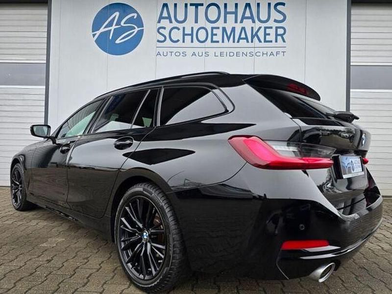 Gebraucht BMW 320 Shadowline 190 PS (139 kW) 2024 Schwarz Kombi