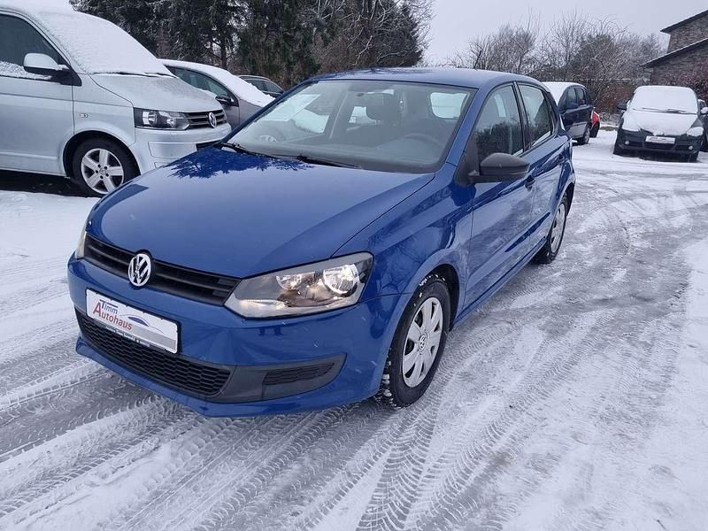 Blau Gebraucht 2012 VW Polo Trendline Kleinwagen | 4.590 € (Fairer Preis) - Bild 1/4
