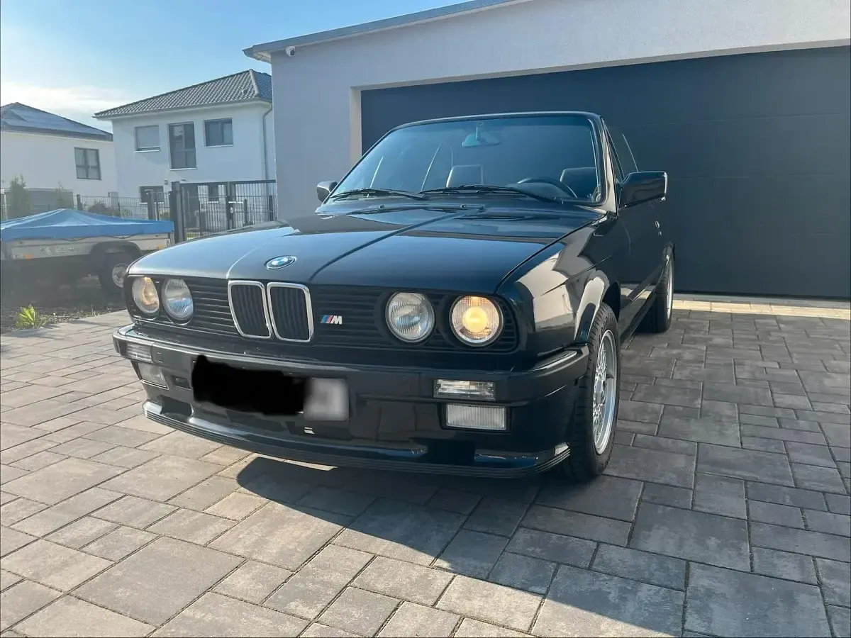 Gebraucht BMW 320 Cabriolet Sport Line 129 PS (94 kW) 1990 Schwarz Cabrio