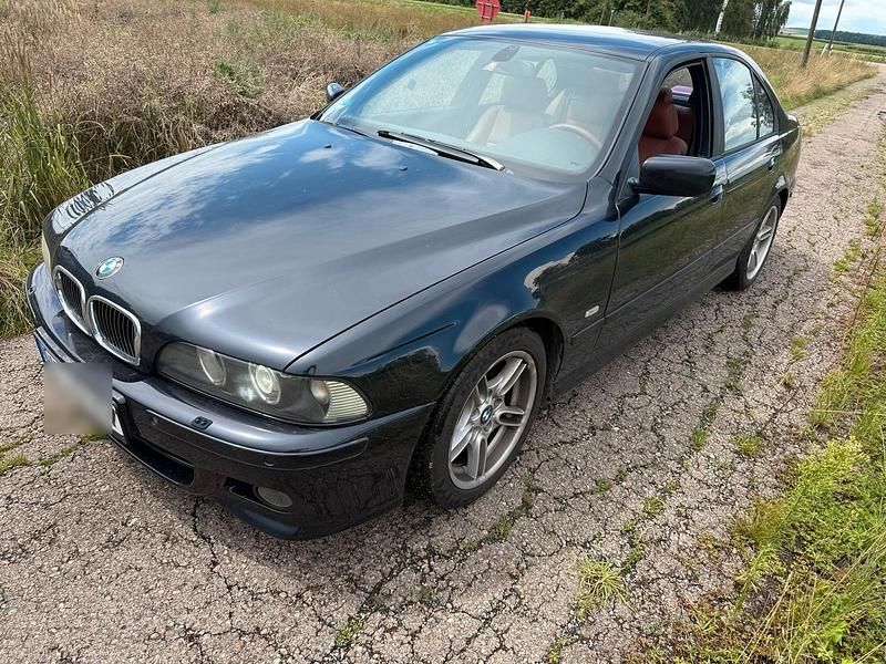 Schwarz Gebraucht 2003 BMW 520 Limousine | 7.650 € - Bild 1/4