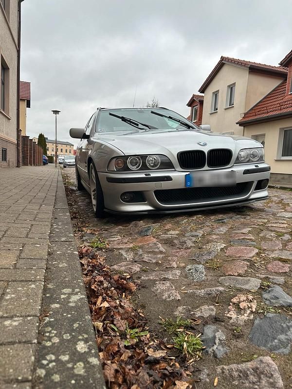 Second-hand BMW 525 192 CP (141 kW) 2003 Argintiu Break