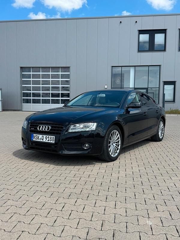 Schwarz Gebraucht 2011 Audi A5 Sportback Kleinwagen | 11.500 € (Fairer Preis) - Bild 1/4