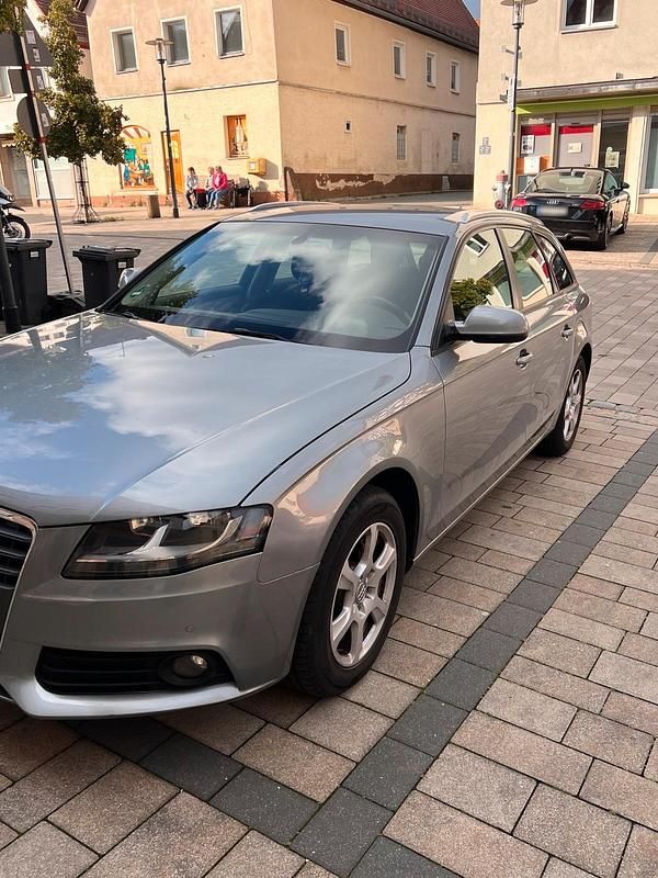 Gebraucht Audi A4 143 PS (105 kW) 2011 Silber Kombi