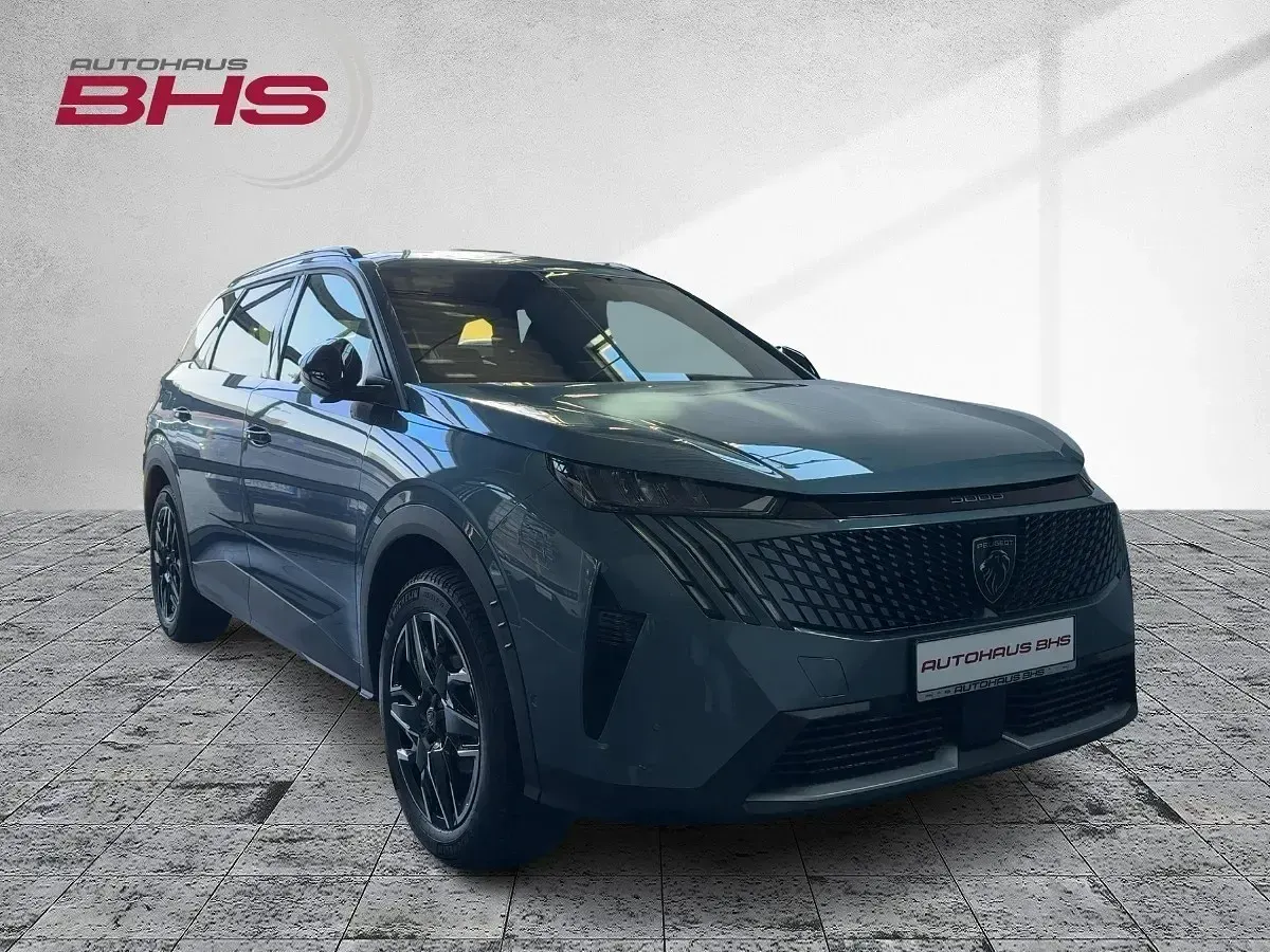 Neu Peugeot 5008 Allure 136 PS (100 kW) 2026 Ingaro blau (blau) SUV