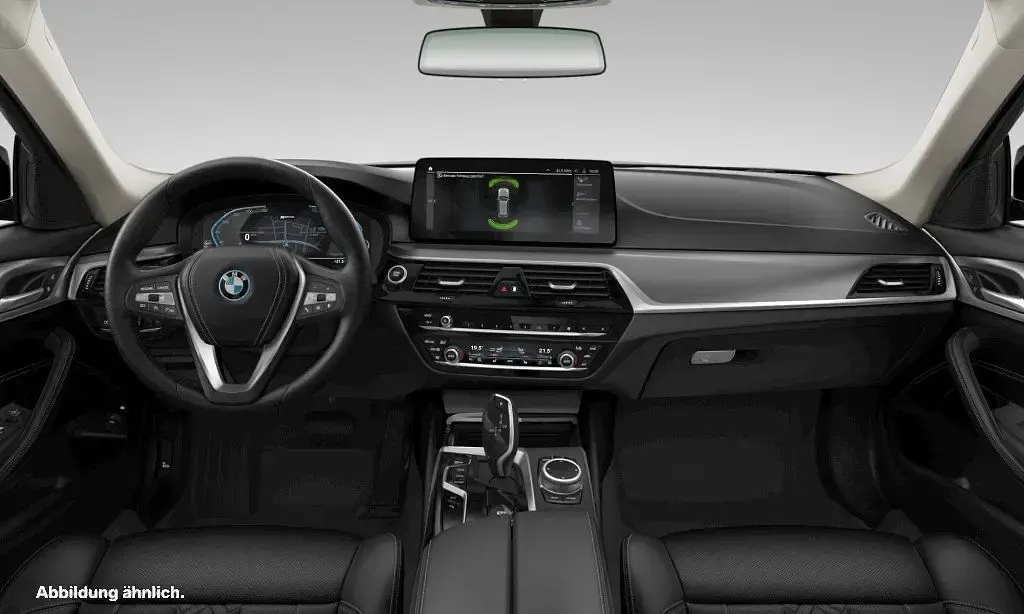 Gebraucht BMW 530e Sport Line 292 PS (214 kW) 2022 Schwarz Kombi