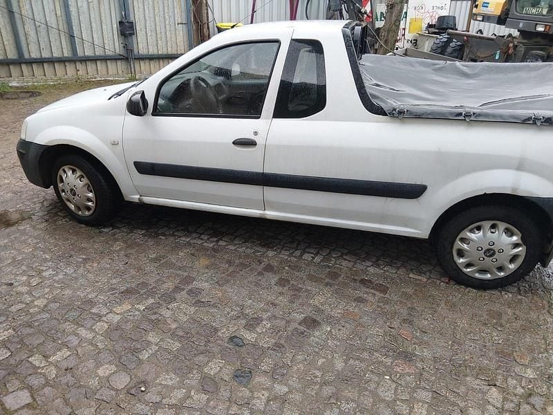 Second-hand Dacia Logan 68 CP (50 kW) 2008 Alb Pickup