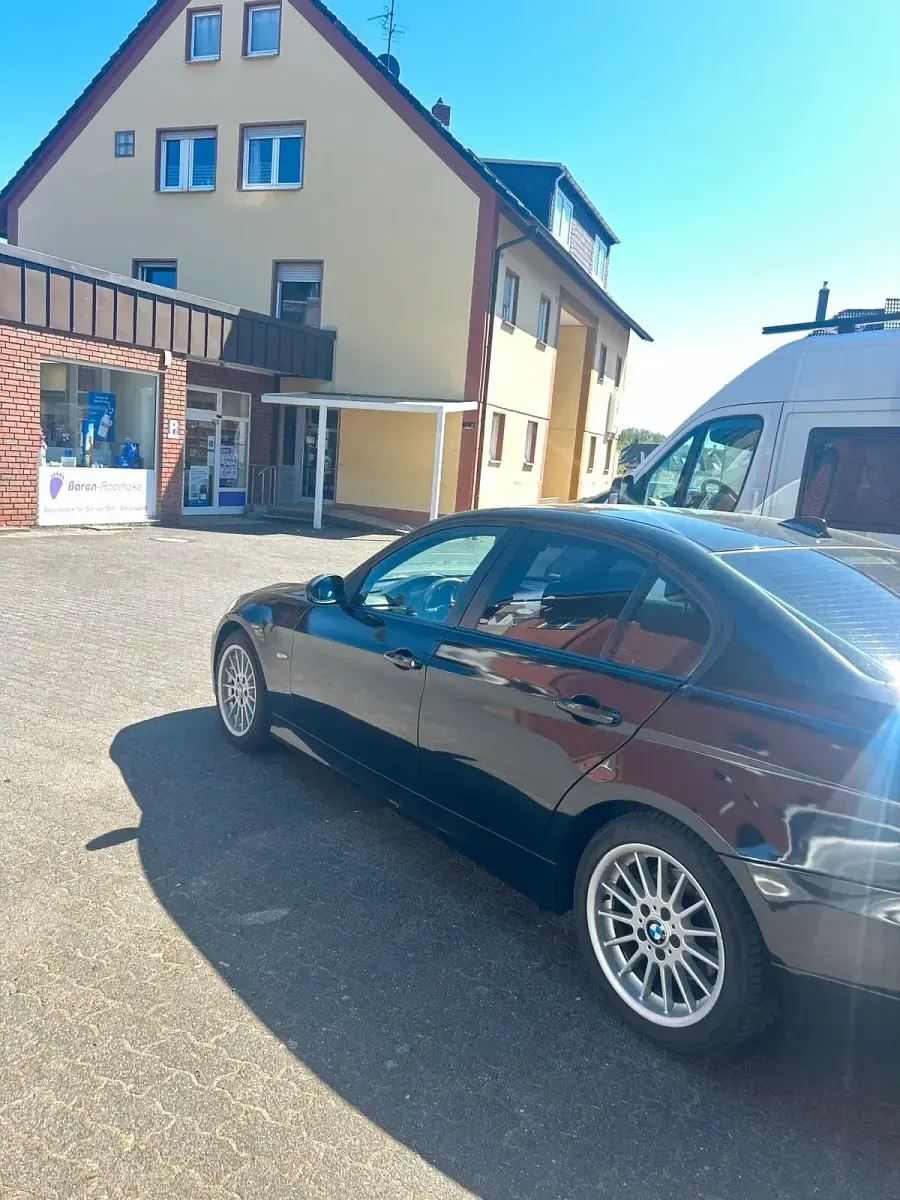 Occasion BMW 320 174 ch (127 kW) 2008 Noir Berline