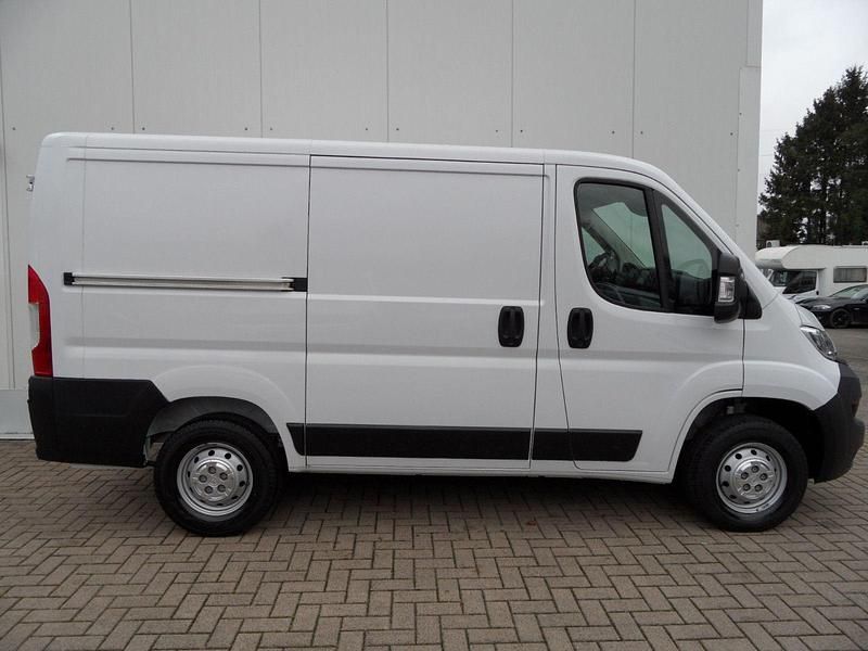 Gebraucht Opel Movano Edition 140 PS (102 kW) 2024 Weiß Van