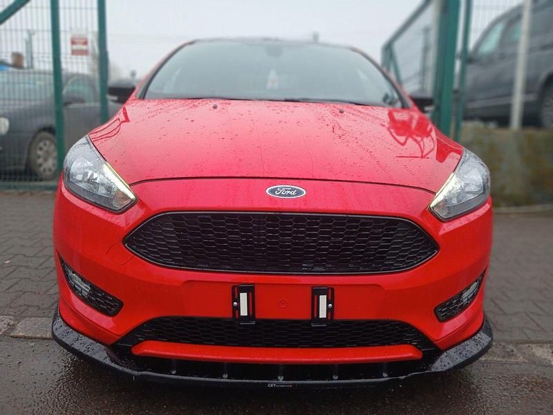 Gebraucht Ford Focus ST-Line 182 PS (133 kW) 2018 Rot Kleinwagen
