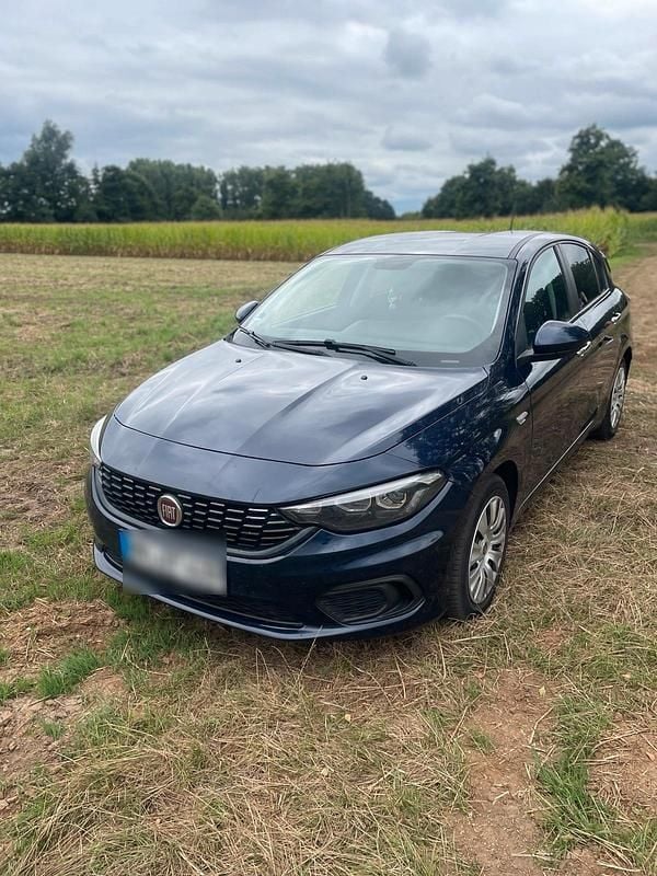 Blau Gebraucht 2019 Fiat Tipo Limousine | 6.999 € (Superpreis) - Bild 1/4