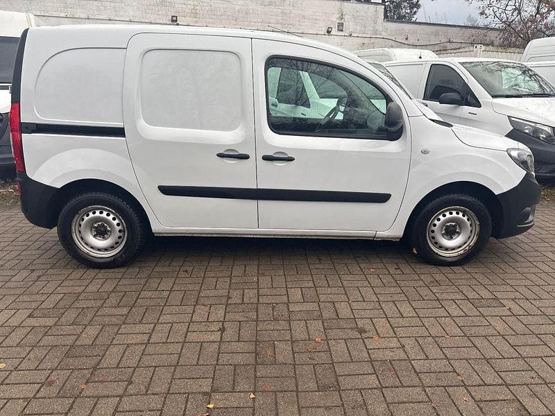 Gebraucht Mercedes Citan 108 80 PS (58 kW) 2020 Weiß Van / Kleinbus