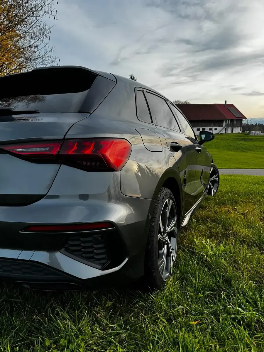 Gebraucht Audi A3 S-Line 150 PS (110 kW) 2020 Grau Limousine