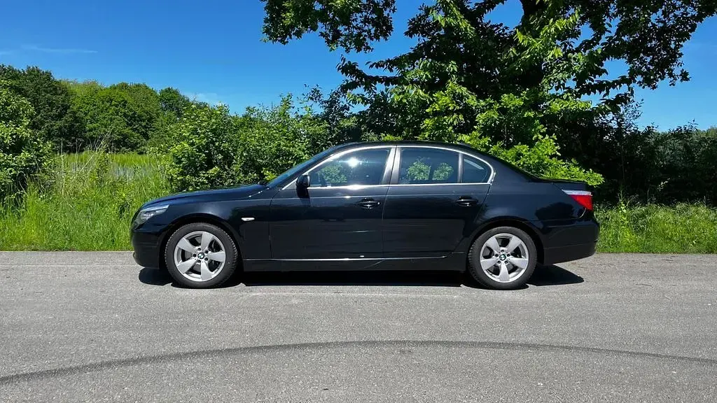 Gebraucht BMW 530 272 PS (200 kW) 2008 Schwarz Limousine