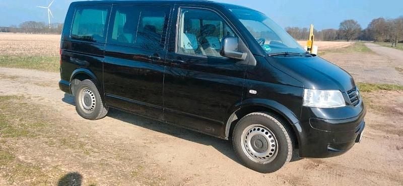 Second-hand VW T5 131 CP (96 kW) 2007 Negru Van