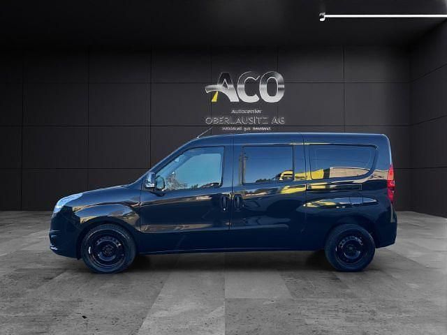 Gebraucht Opel Combo Edition 120 PS (88 kW) 2016 Schwarz Kombi