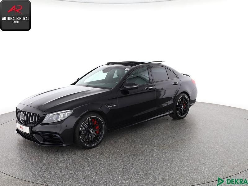Obsidianschwarz Gebraucht 2021 Mercedes C63 AMG AMG Limousine | 74.880 € - Bild 1/4