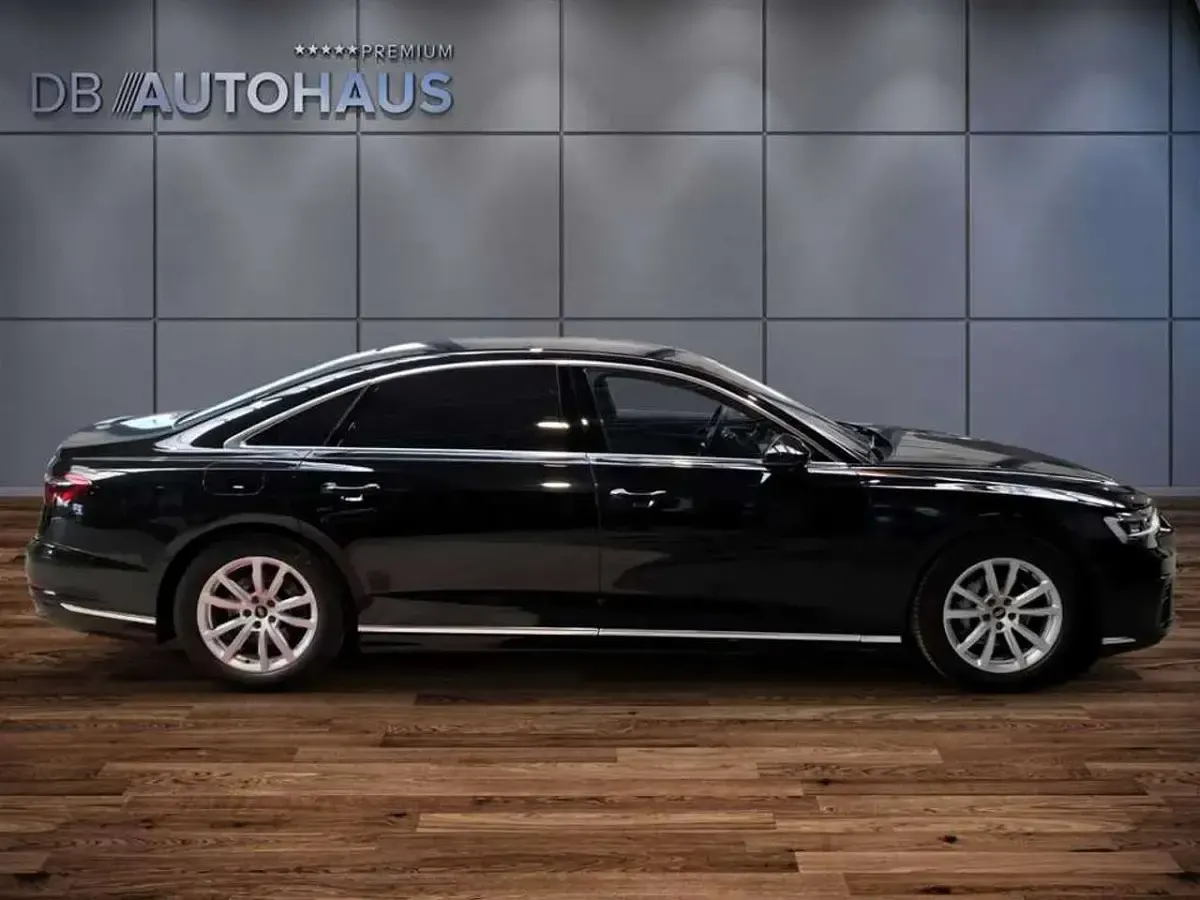 Gebraucht Audi A8 Ambiente 286 PS (210 kW) 2022 Schwarz Limousine