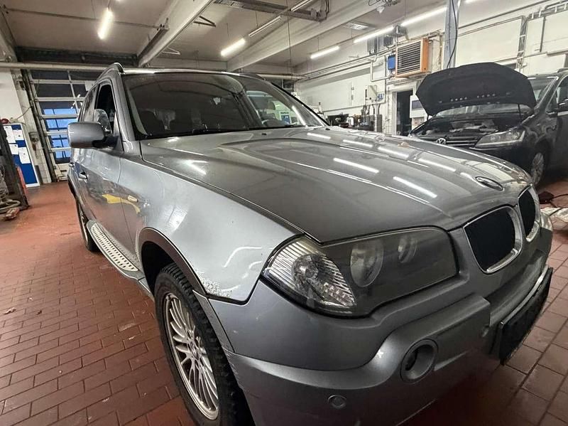 Gebraucht BMW X3 150 PS (110 kW) 2005 Silbergrau metallic SUV