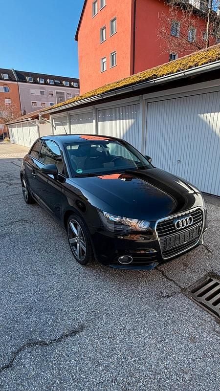 Gebraucht Audi A1 Attraction 122 PS (89 kW) 2011 Schwarz Kleinwagen