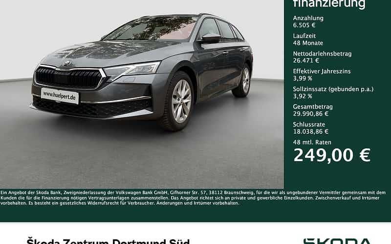 Grau Gebraucht 2024 Skoda Octavia Selection Kombi | 32.976 € (Etwas zu teuer) - Bild 1/4