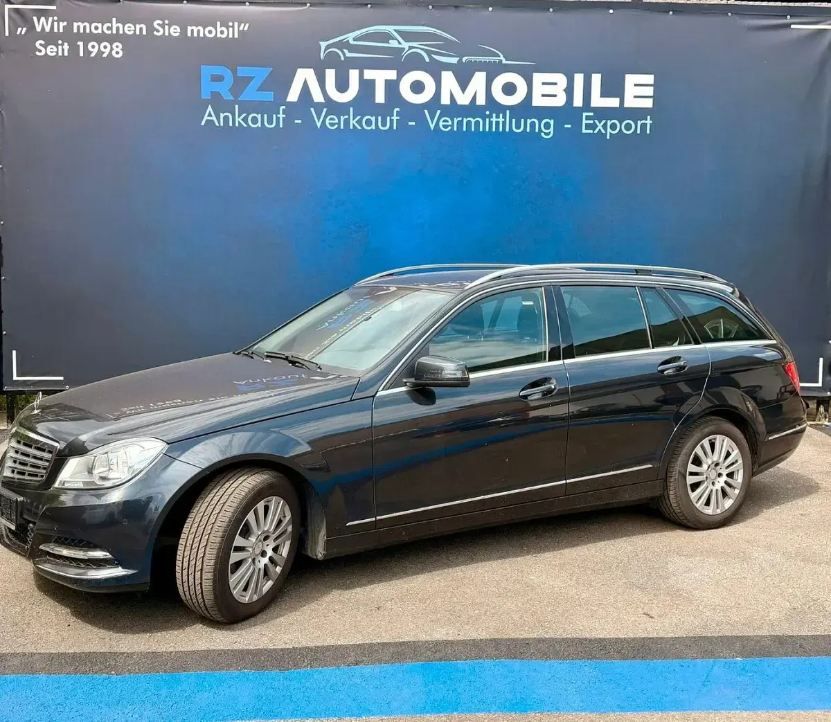 Gebraucht Mercedes C180 156 PS (114 kW) 2013 Schwarz Kombi